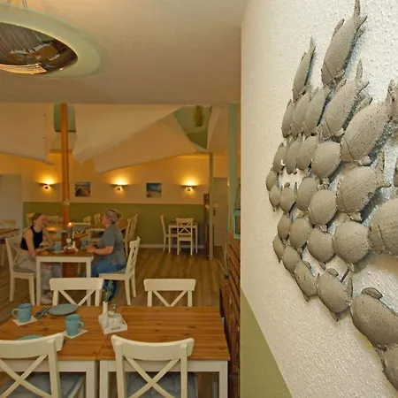 فندق F-1010 Strandhaus Moenchgut Dz 27 Terrasse, Strandnah, Inkl Fruehstueck لوبه