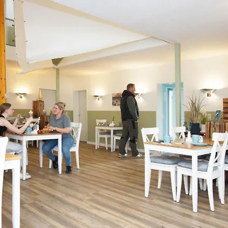 F-1010 Strandhaus Moenchgut Dz 27 Terrasse, Strandnah, Inkl Fruehstueck فندق