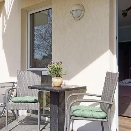 فندق F-1010 Strandhaus Moenchgut Dz 27 Terrasse, Strandnah, Inkl Fruehstueck لوبه