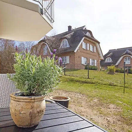 F-1010 Strandhaus Moenchgut Dz 27 Terrasse, Strandnah, Inkl Fruehstueck